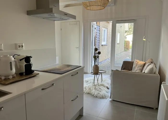 Fijne Vakantiewoning, 2 Kilometer Van Het Strand