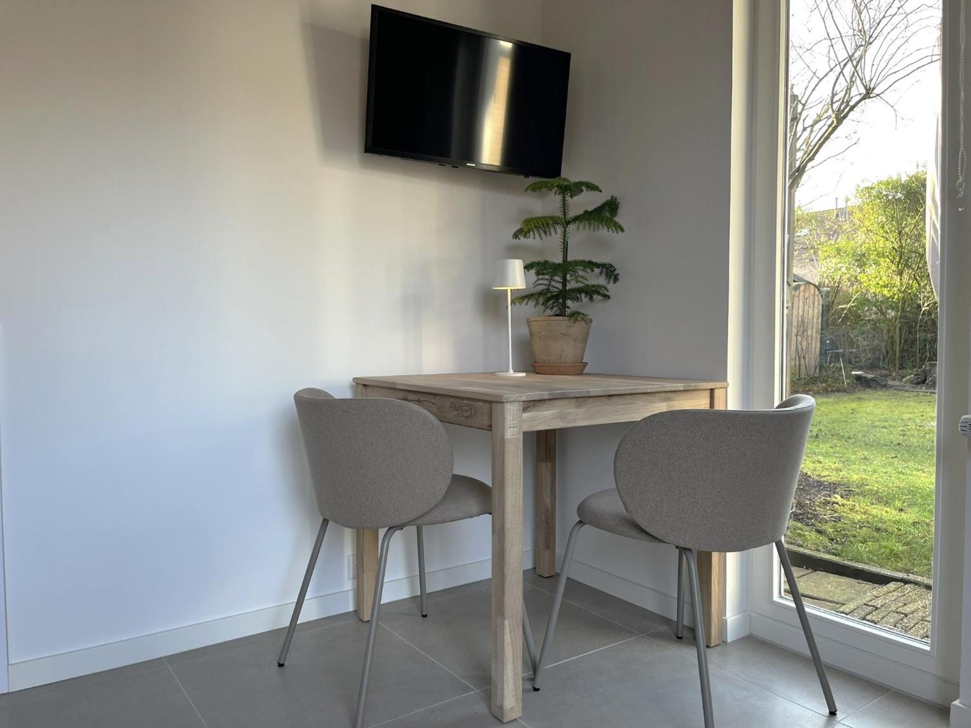Fijne Vakantiewoning, 2 Kilometer Het *